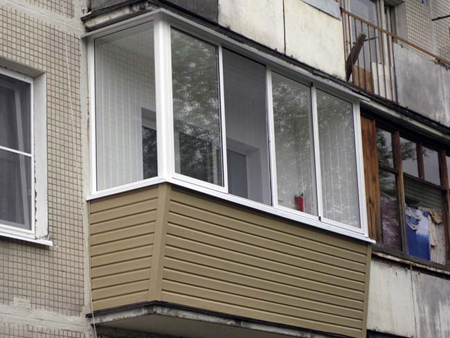 Сколько стоит застеклить балкон 3 метра по цене от производителя Яхрома